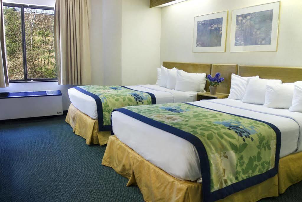 Hampton Inn & Suites-Asheville Biltmore Village, Nc Екстер'єр фото